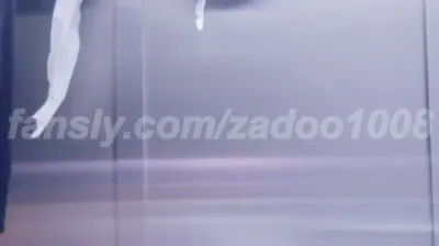 공중 화장실 탐방하며 영역표시하고 다니는 변녀 [레드캣 한국야동,최신야동,무료야동]